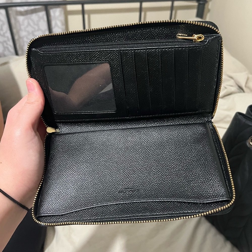 Coach Wallet - Picture 2 of 5